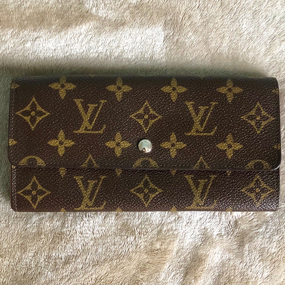 LV long wallet Monogram